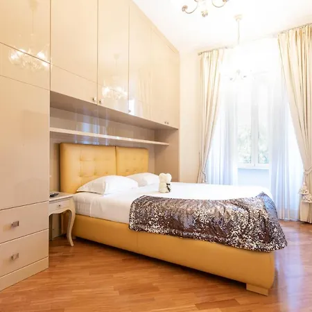 Spanish Steps Hills *